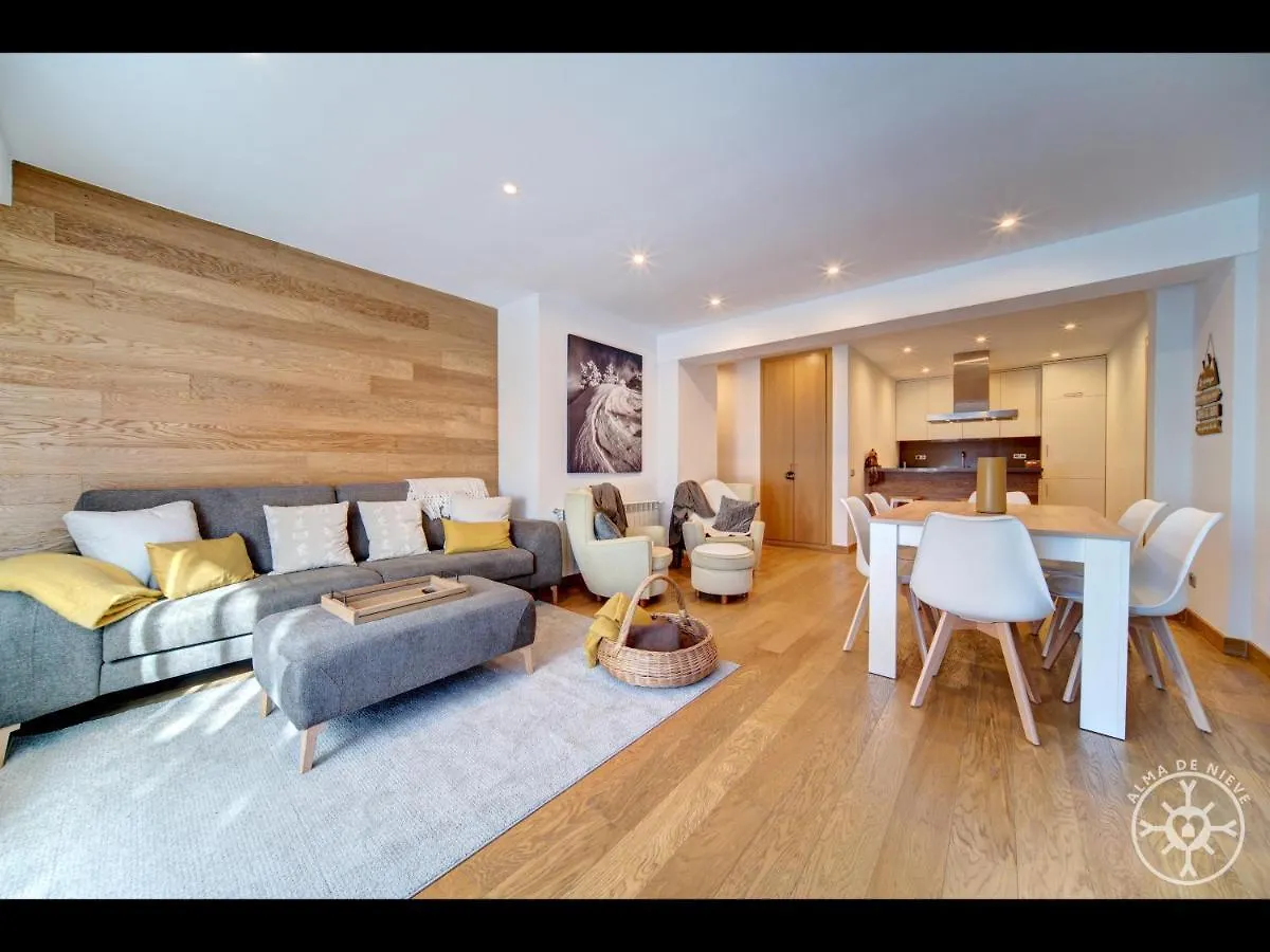 Eth Paum De Alma De Nieve Apartment Salardu