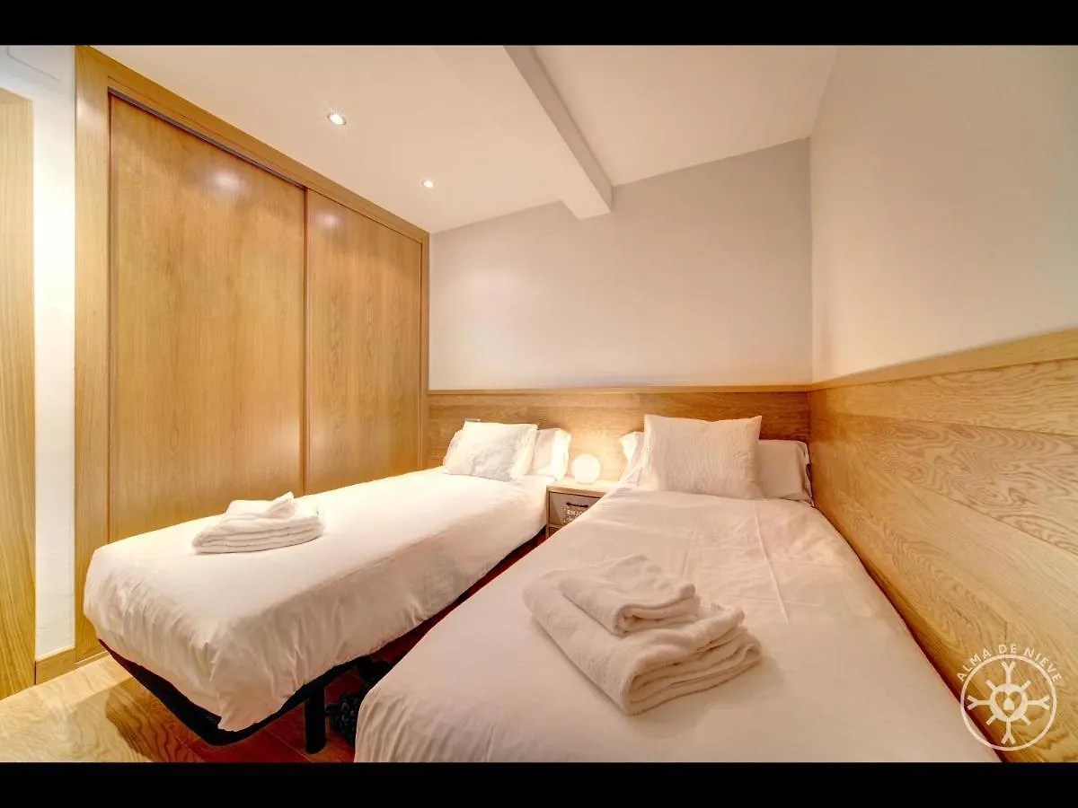 Eth Paum De Alma De Nieve Apartment Salardu